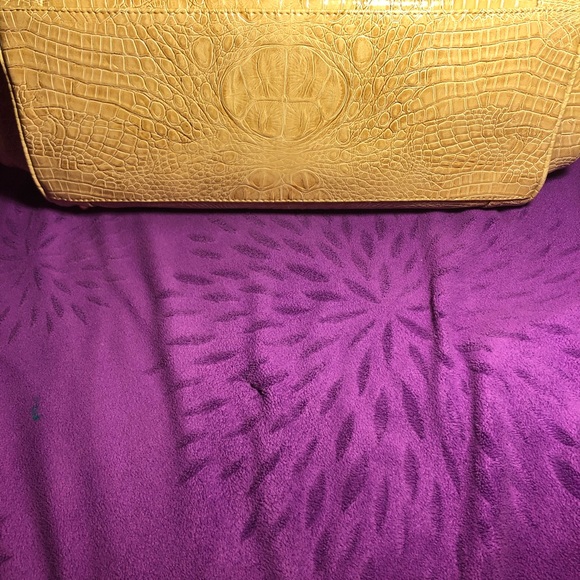 Handbag - Picture 4 of 6